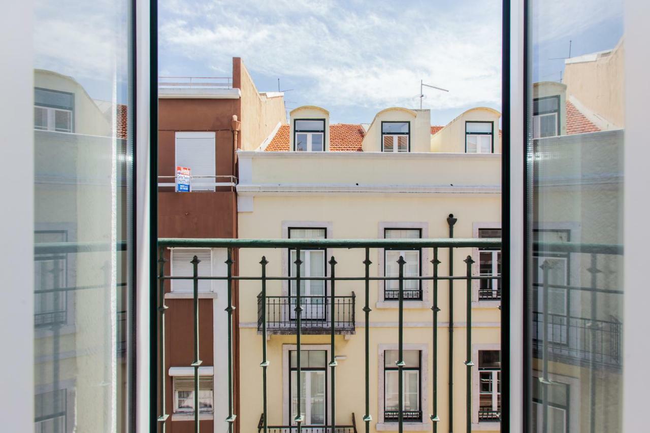 Typical Light Filled Graca Apt W Ac, By Timecooler ลิสบอน ภายนอก รูปภาพ